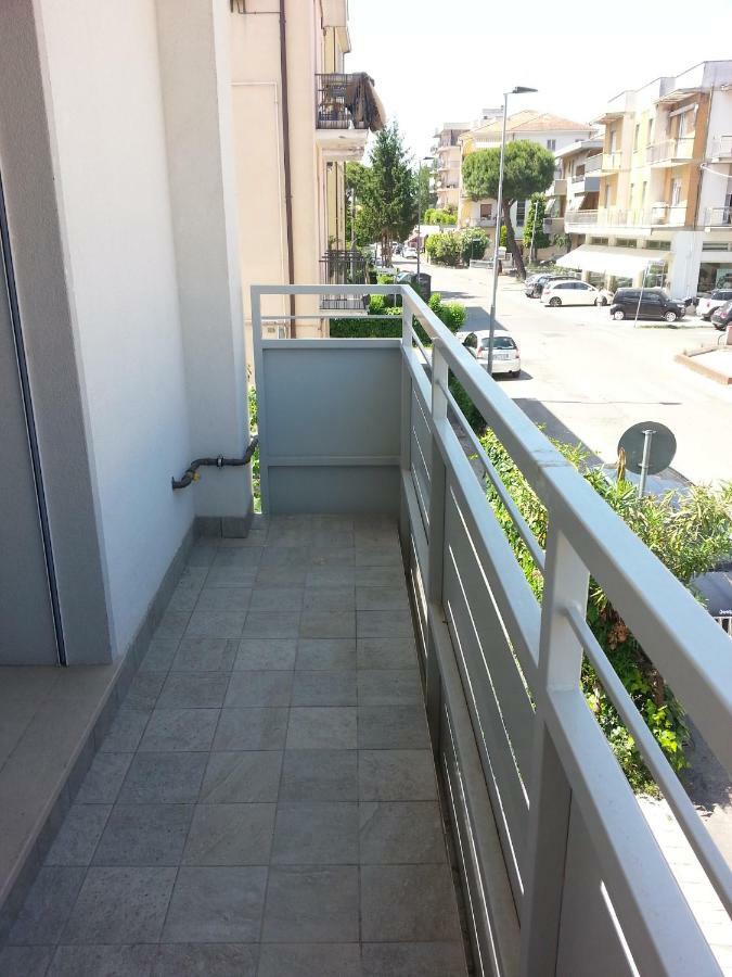 Nuovo Bilocale In Via Lagomaggio, 31 里米尼 外观 照片