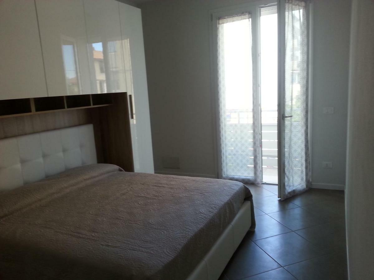 Nuovo Bilocale In Via Lagomaggio, 31 里米尼 外观 照片
