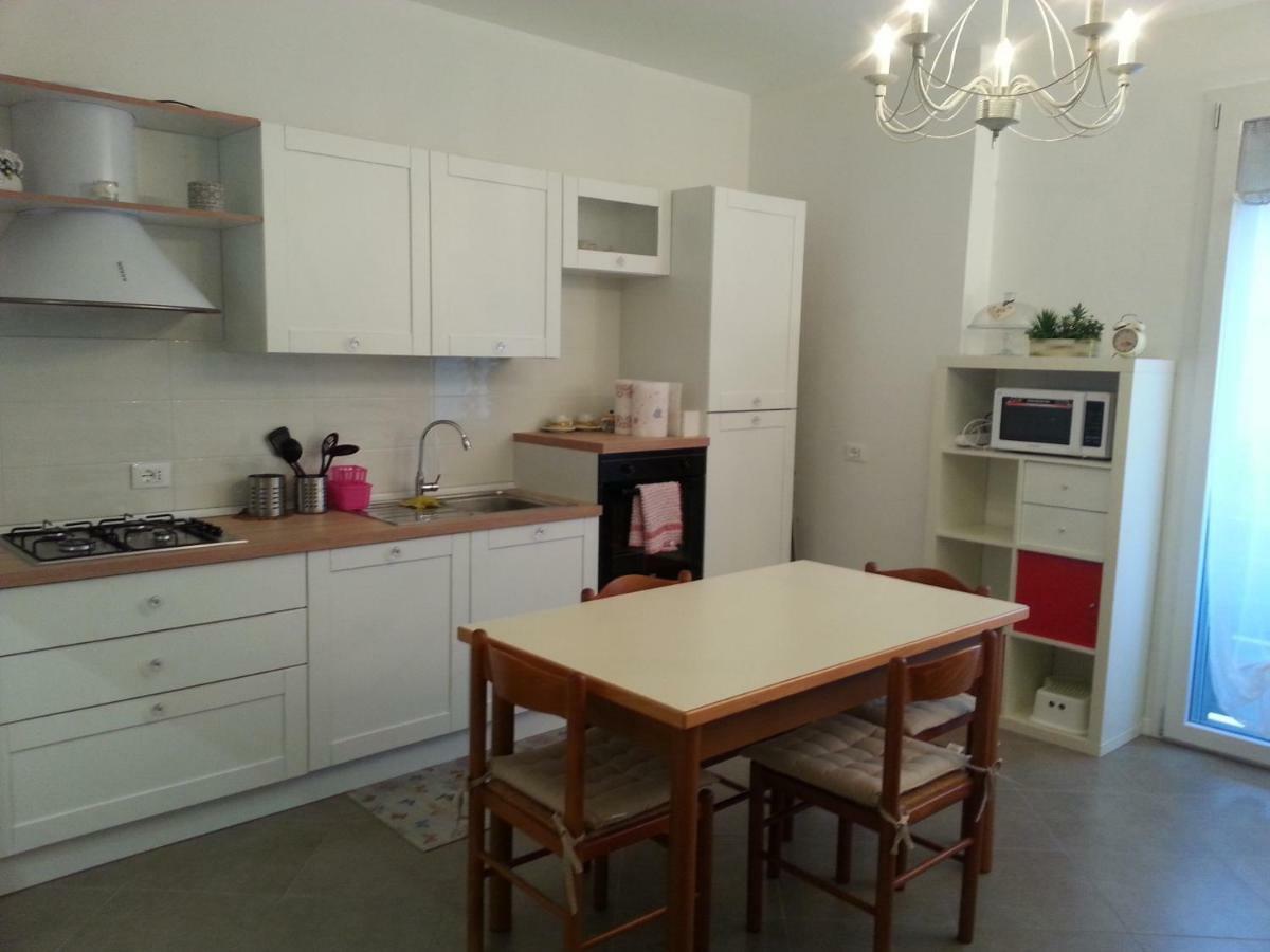 Nuovo Bilocale In Via Lagomaggio, 31 里米尼 外观 照片